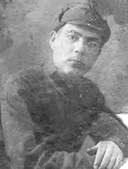 Иван Капитонович Логинов молодой красивый красноармеец