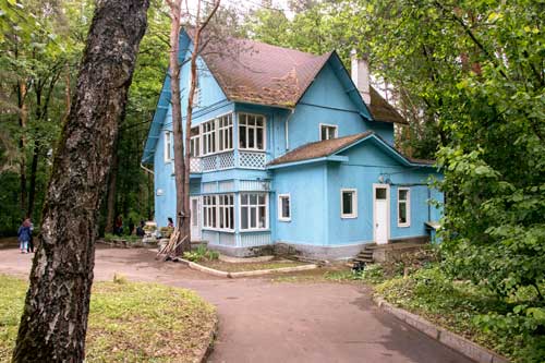 Историко-экологический субботник прошел 23 июня в «Доме Курчатова».