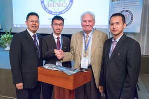 Ведущие мировые специалисты по ядерной энергетике собрались на конференции в Обнинске.