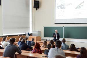 ГНЦ РФ – ФЭИ принял участие в работе Зимней атомной школы Госкорпорации «Росатом» и НИЯУ «МИФИ».