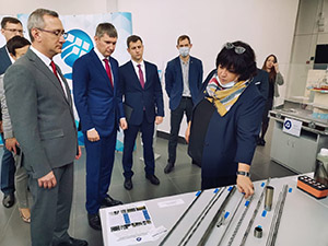 На стенде предприятия были также представлены  фильтроэлементы с наноструктурными мембранами и системы очистки воды