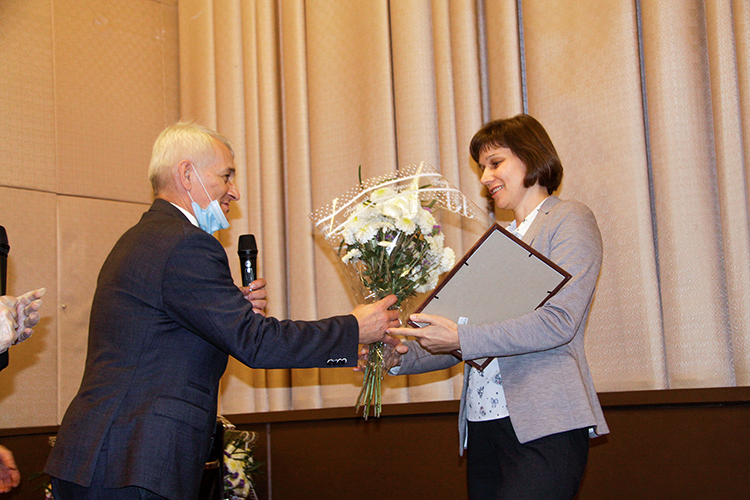 Сотрудникам ГНЦ РФ – ФЭИ вручили отраслевые награды