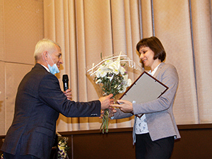 Сотрудникам ГНЦ РФ – ФЭИ вручили отраслевые награды