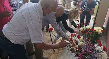 Вся научная и научно-организационная деятельность Владимира Михайловича Поплавского неразрывно были связаны с разработкой технологии и обоснованием безопасности АЭС с реакторами на быстрых нейтронах.