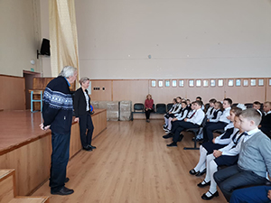 В 3 классе урок провела команда Музейной группы института.