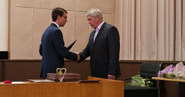 Ученый Физико-энергетического института имени А.И. Лейпунского (входит в научный дивизион Госкорпорации «Росатом», АО «Наука и инновации»), доцент, доктор технических наук Валерий Дельнов совершил научное открытие