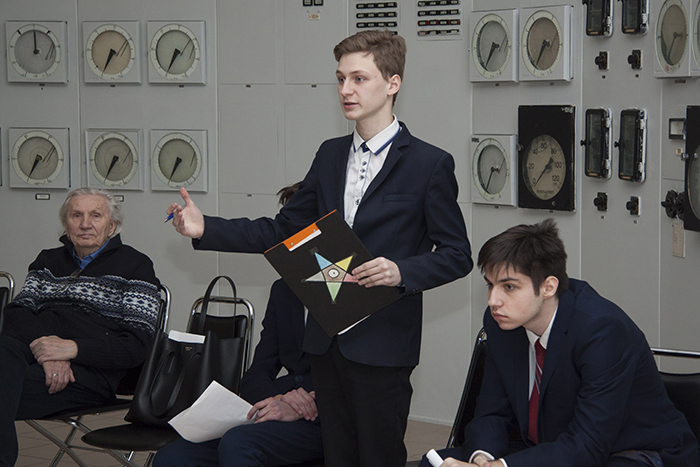 Обнинские старшеклассники сразились в атомных дебатах