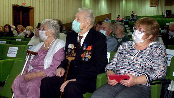В Обнинске наградили ветеранов ГНЦ РФ – ФЭИ