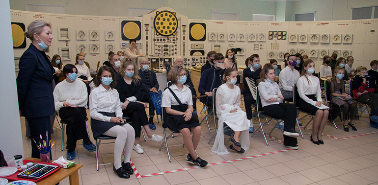 В ГНЦ РФ – ФЭИ прошел литературно-поэтический вечер памяти в честь первопроходцев атомной энергетики