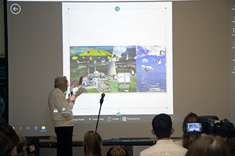 Лекция «Одним из ключевых событий эковыезда стала волонтерская инициатива - посадка растений на улице Славского.