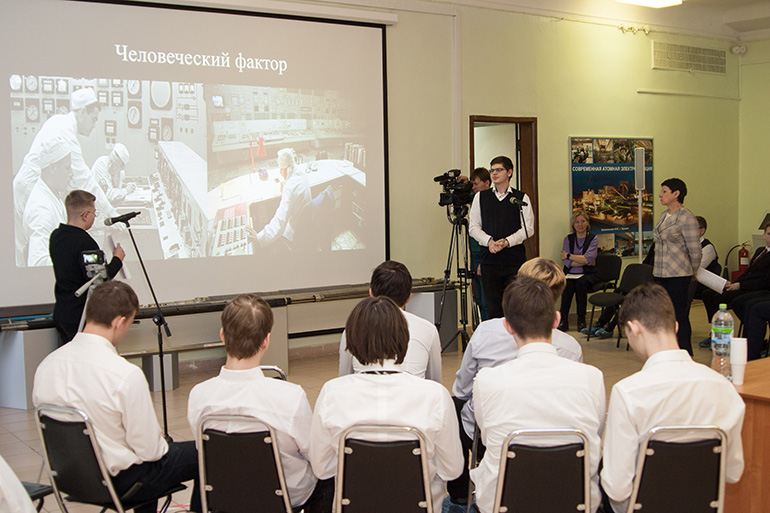 Cтаршеклассники Обнинска сразились в атомных дебатах