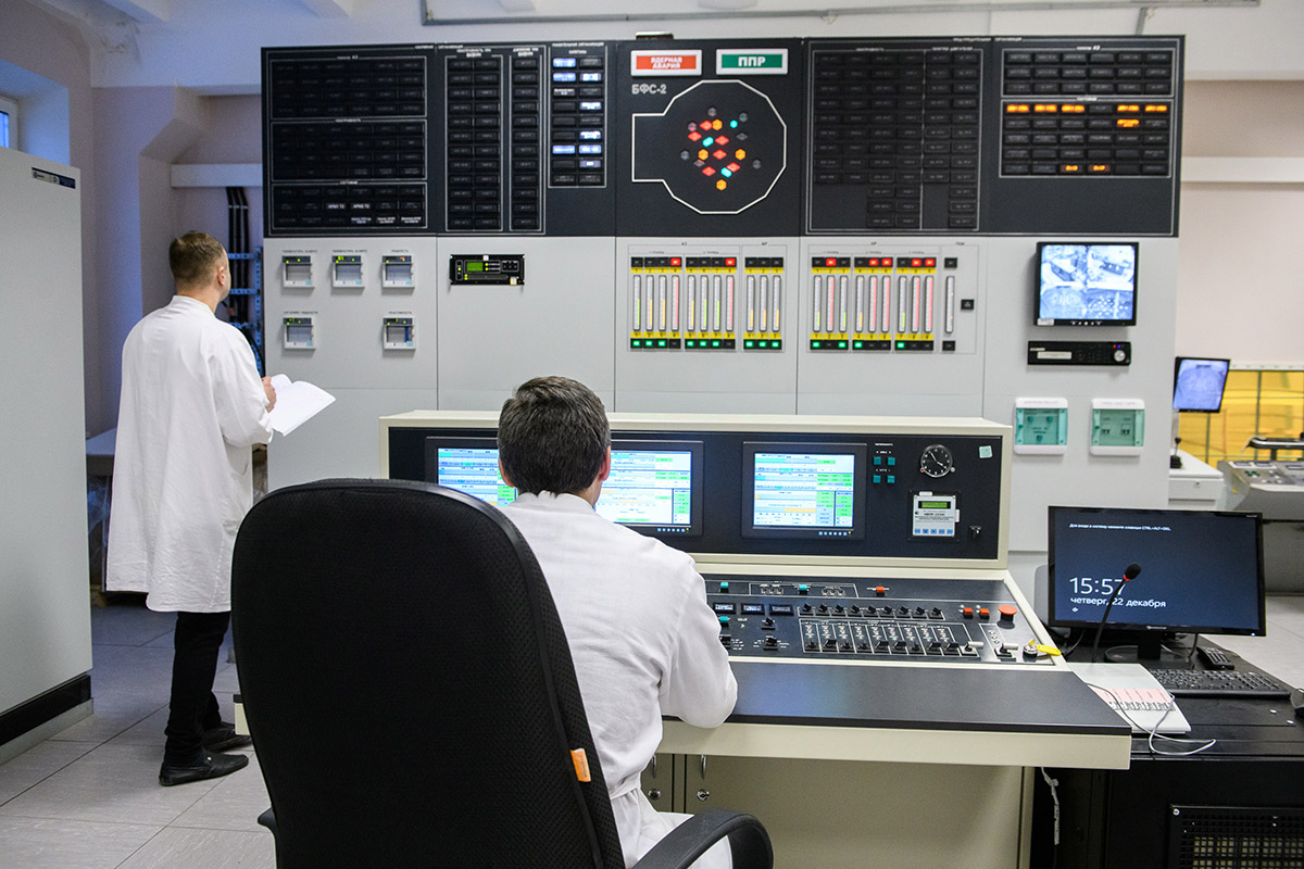 Ученые  Росатома запустили модель активной зоны первого в мире реактора на быстрых  нейтронах БН-1200М