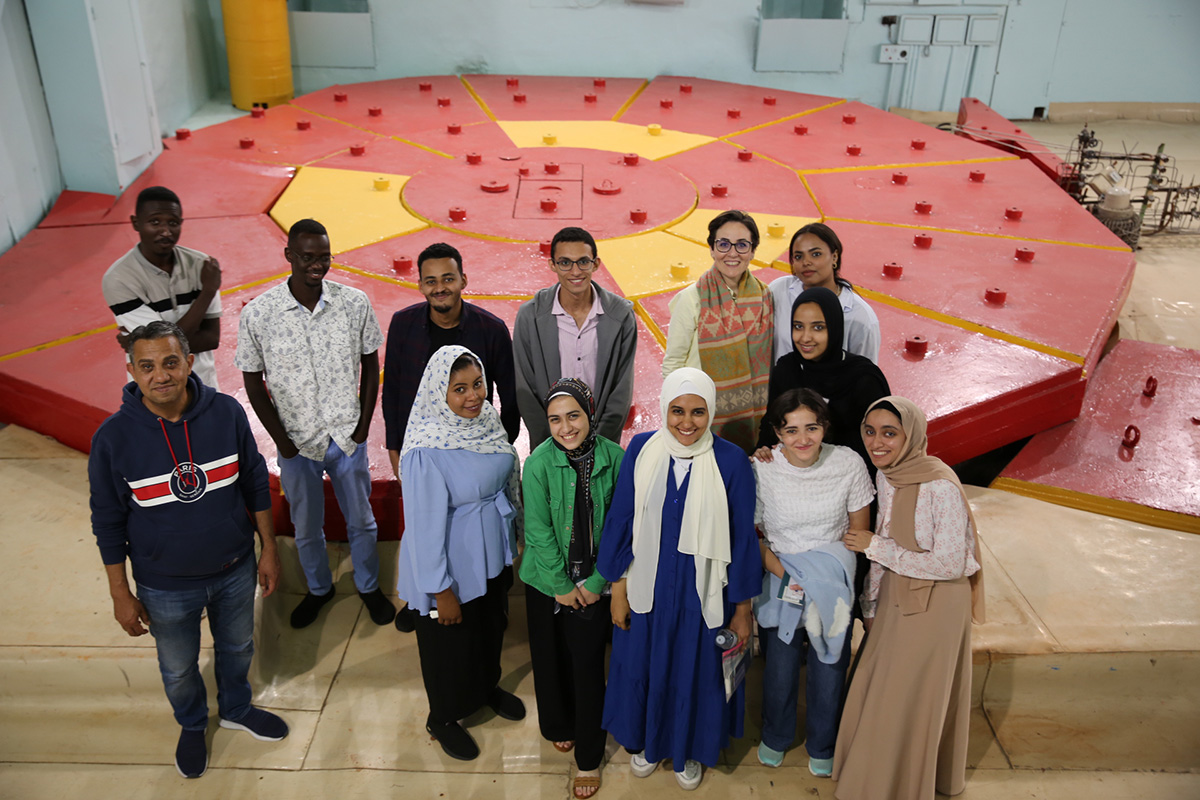 Африканские студенты – победители конкурса «Росатома» побывали на Первой в мире АЭС в Обнинске