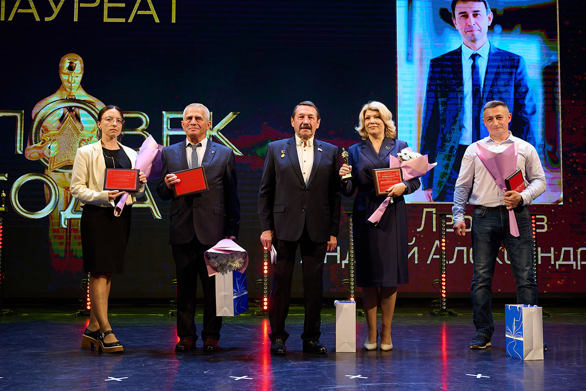 Вклад Андрея Лебезова в развитие  Обнинска и сохранение его истории неоценим. Ключевые инициативы генерального директора АО «ГНЦ РФ – ФЭИ» – реставрация и модернизация Первой в мире АЭС, благоустройство  исторического сквера у площади Бондаренко, проведение лекций для школьников о  развитии атомной энергетики и издание детской книги «Меня зовут… в Обнинск!»